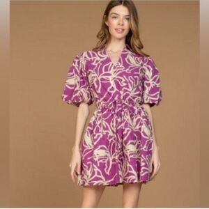 Olivia James/Margot Dress Sway Size XS Purple and Cream Patterned Dress